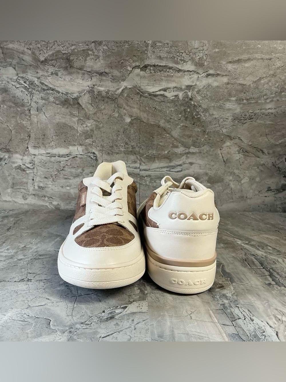 Coach Clip Court Low Top Sneaker In Signature Canvas - Picture 12 of 14